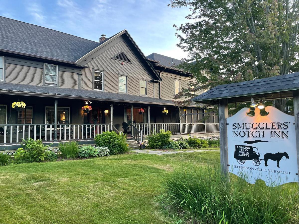 Smugglers Notch Inn Jeffersonville Exteriör bild