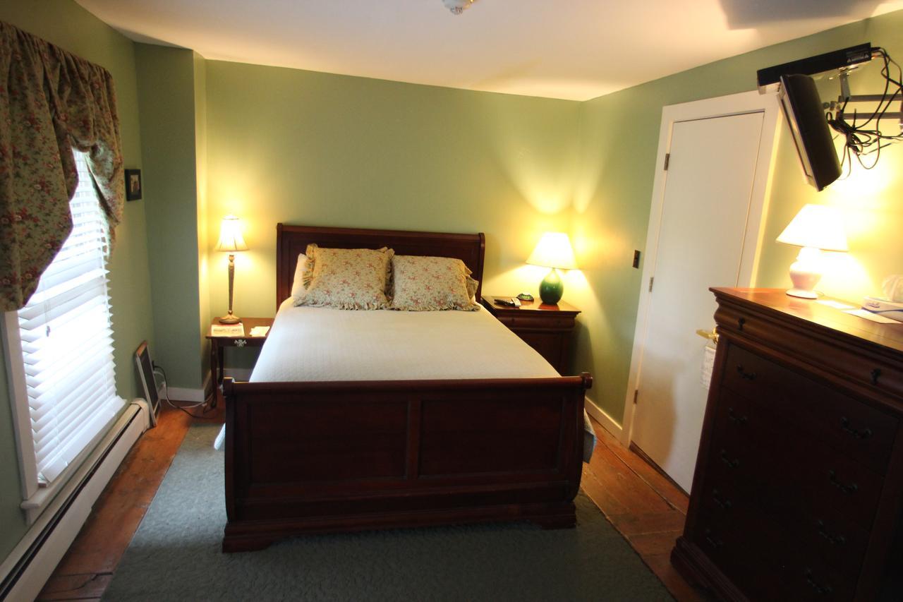Smugglers Notch Inn Jeffersonville Exteriör bild